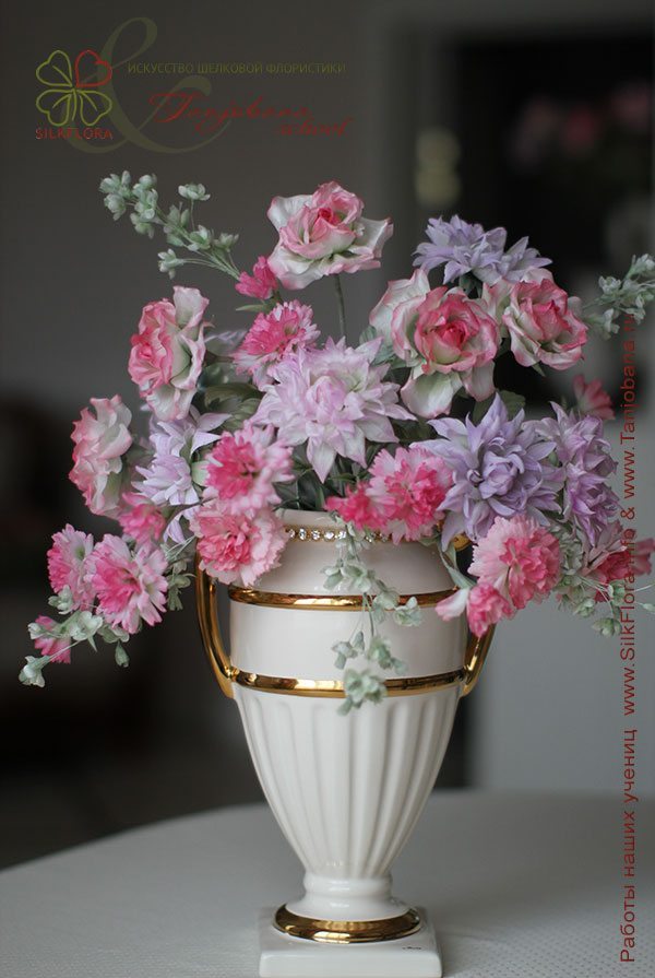 Букет «Розовая весна» Ирины Сотниковой
