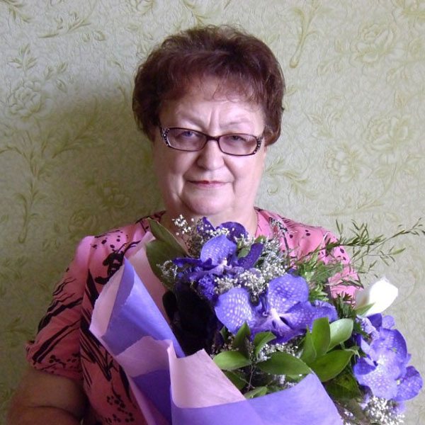 Ludmila-Nayanova-tanjobana