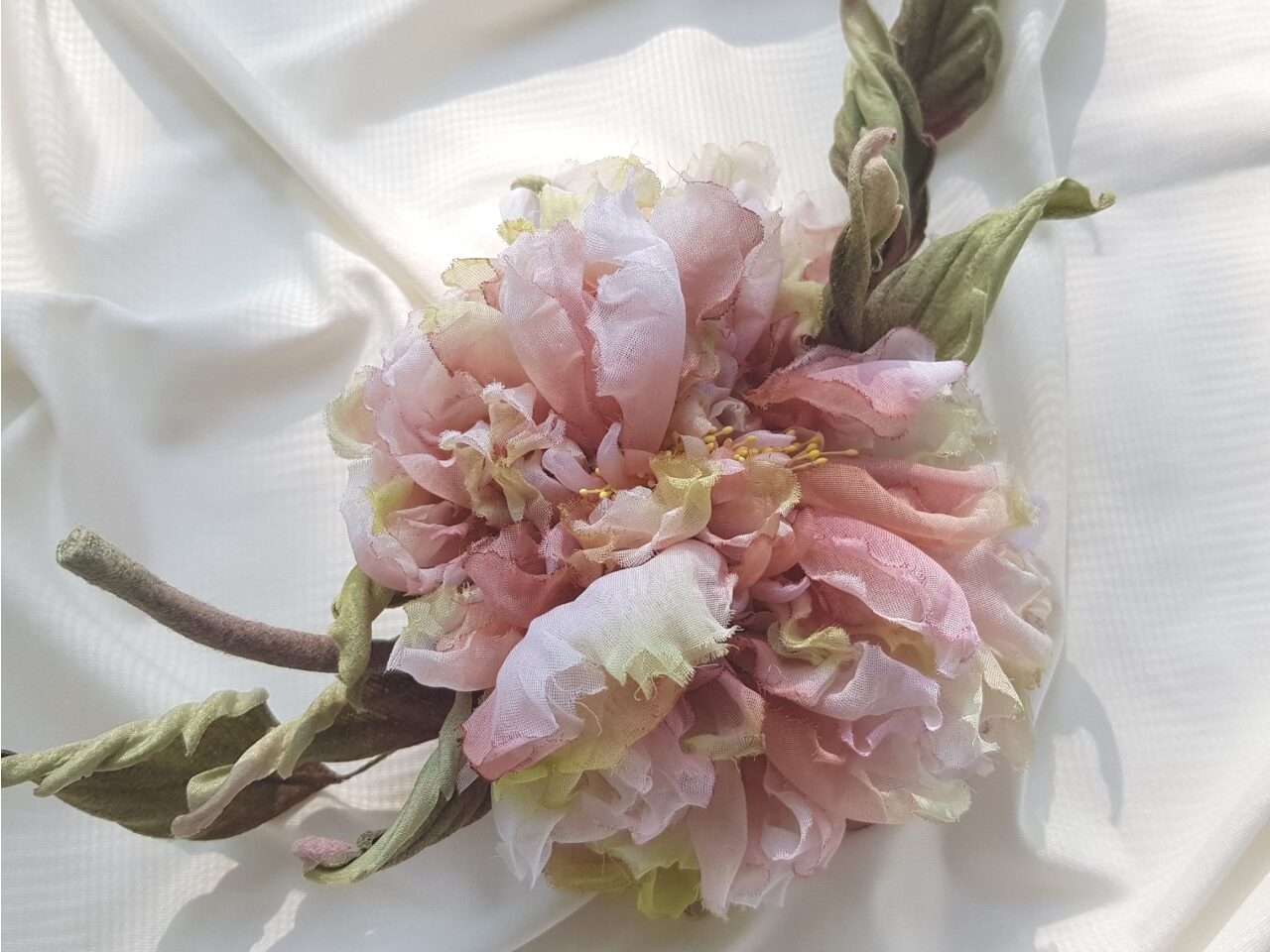 Староанглийская роза Моро из шёлка - дизайнер Полина Кузнецова