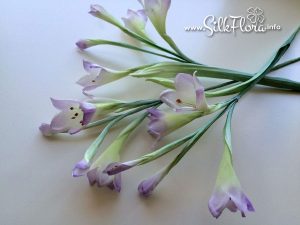 silk-flowers-chernyaeva-irina-4 Ученическая работа Ирины Черняевой