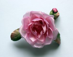 silk-flowers-nazarova-00022 Ученическая работа Валентины Назаровой