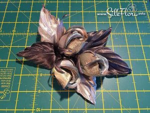 silk-flowers-vysotskaya-julia-25 Ученическая работа Юлии Высоцкой