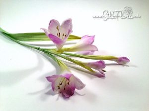 silk-flowers-vysotskaya-julia-46 Ученическая работа Юлии Высоцкой