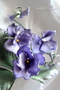 silk-flowers-zadorozhnaya-galina-100 Ученическая работа Галины Задорожной