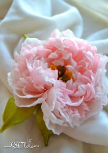 silk-flowers-zadorozhnaya-galina-25 Ученическая работа Галины Задорожной